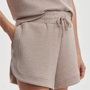 Varley Ollie High-Rise Short 3.5'' Size Small Taupe Marl